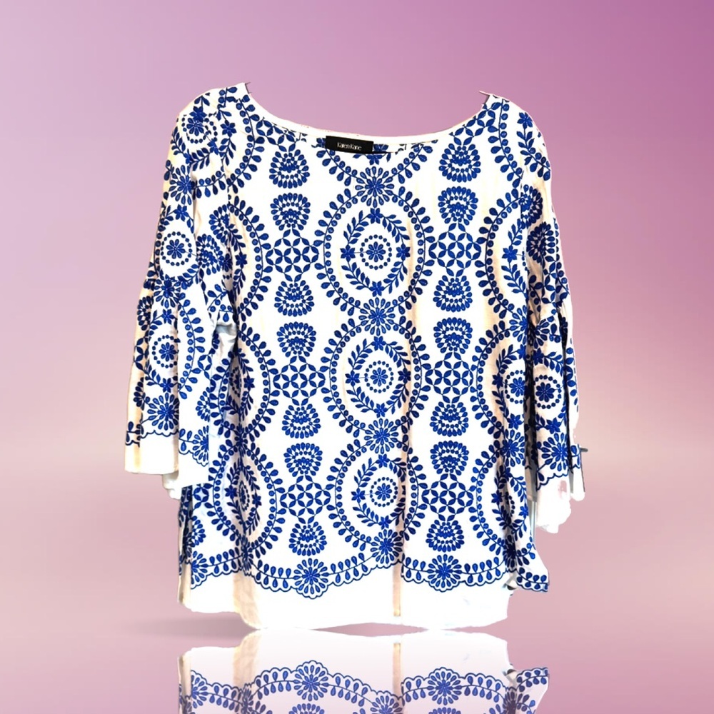 NWT XL Karen Kane Blue and White Embroidered Top - Picture 2 of 7